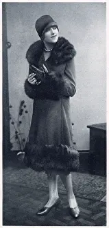 Lavishly: Winter fashion for 1927