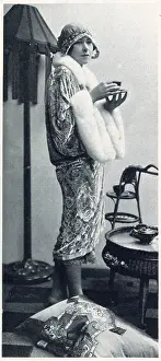 Swansdown: Winter fashion for 1927