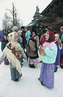 Russa: Winter holiday of folklore and crafts in Vitoslavitsy