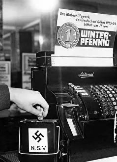 Checkout: Winter Relief Collection, 1933