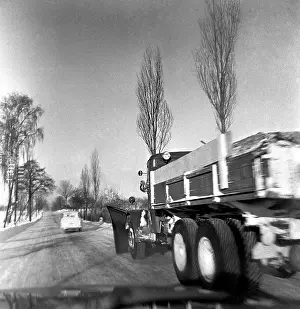 Blizzards: Winter - snow plowing - sanding