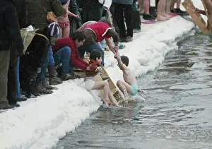 Swimmers: Winter swimming