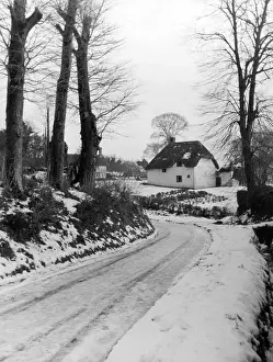 Cherhill: WINTER IN WILTSHIRE