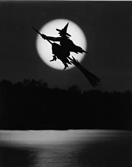 Camerique: Witch flying her broom