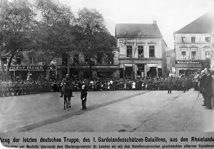 Bugle: Withdrawal of the last Reichswehr troops from the Rhinel