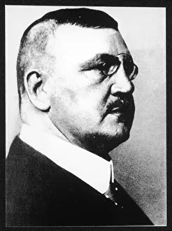Pince: WOLFGANG KAPP