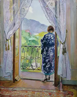 Bleu: Woman in a blue dressing gown