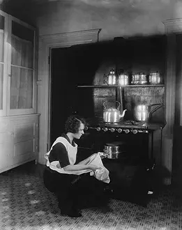 Bake: Woman cooking with oven