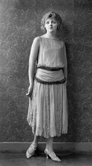 Ov201912: Woman in evening gown