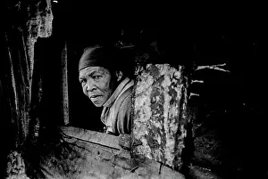 Seopedi: Woman in her house