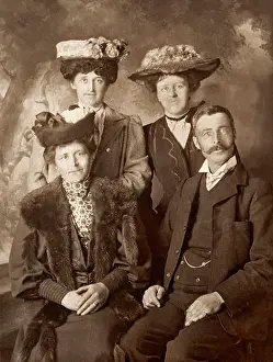 Tom Gillmor: A Woman, her husband and her two sisters