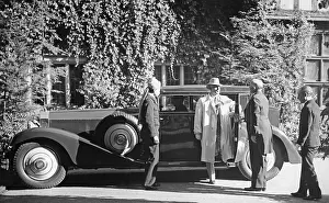 Gustaf: A Woman of No Importance, 1936