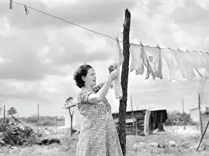 Hazlehurst: woman - laundry - clothes - chores
