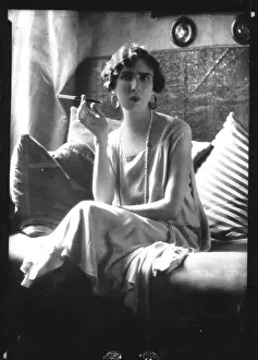 Imperious: Woman smoking, 1924