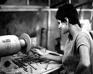 Stonemason: WOMAN STONEMASON