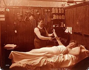 Massages: Woman in a Turkish bath