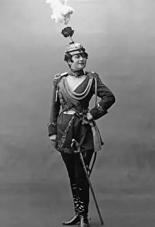 Emancipated: Woman in uniform, around 1905