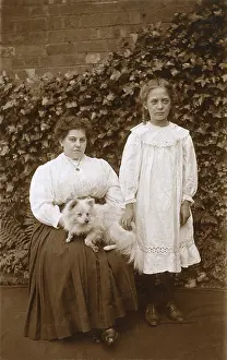Eskimo: Women with American Eskimo