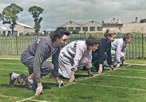 Sprint: Women athletes on the starting line