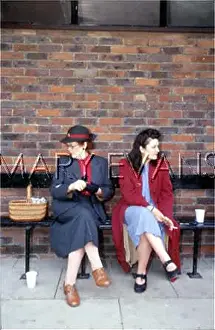 Strains: WOMEN ON BENCH 1940S
