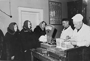 Bakeries: Women bring flour for baking of Matze. Synagogue