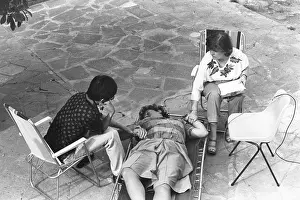 Fatigue: Three women at Fishpond Bottom, Dorset