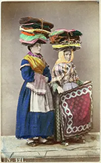 Womenss: Women - Occupations - Textiles - Italy