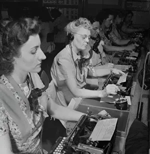 Headsets: Women - Operators - Occupations - WWII