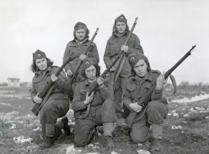 Young People: Women partisans who are fighting against the Germans