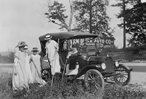 Suffragists: Women - Suffrage - Farmers - Equality