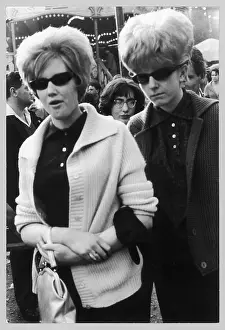 Cardigans: WOMEN IN SUNGLASSES