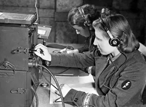 Lightening: Women's Auxiliary Service Corp members ('Blitzmaedchen') in