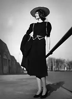 Apparel: Women's fashion, 1938