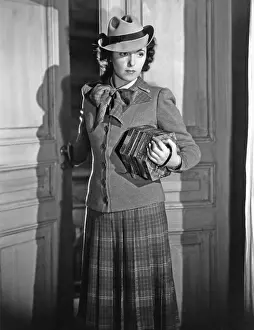 Pleated: Women's fashion, 1940