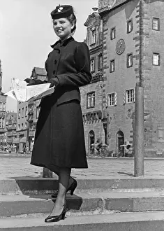 Readers: Women's fashion, 1941