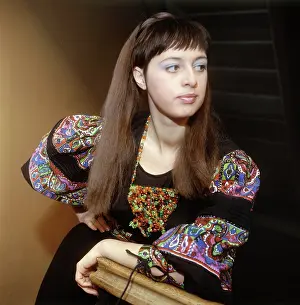 Showcases: Women's fashion, 1971