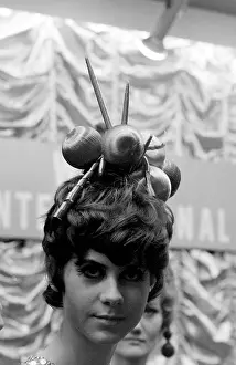 Baubles: Women's hairstyles