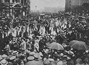 Warwork: Womens Right-to-Serve march