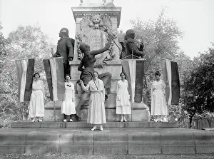 Protestors: Women'S Suffrage - Suffragettes