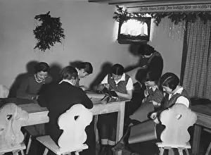 Handicrafts: Women's work service in Germany