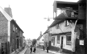 Woodbridge: Woodbridge, the Bell Inn 1894