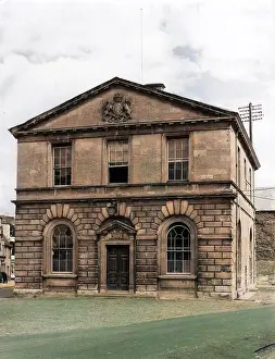 Barnaby (colourised): WOODSTOCK TOWN HALL