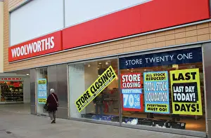 Woolworths: Woolworths Closes
