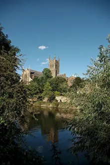 Perpendicular: Worcester Cathedral across the River Severn