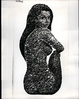 Molding: Work of art made of colourful pebbles and shells