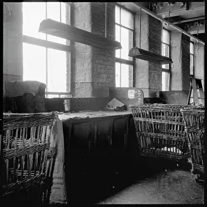 Deste: Workbench used for sorting raw wool - Salt's Mill
