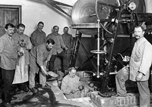 Koenigliche: Workers of a Berlin engraving company, 1905
