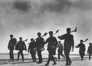 Reclamation: Workers changing shift, 1938