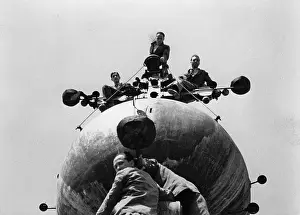 Canonization: Workers on the dome