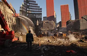 Smoldering: Workers spray the still smoldering rumble ?